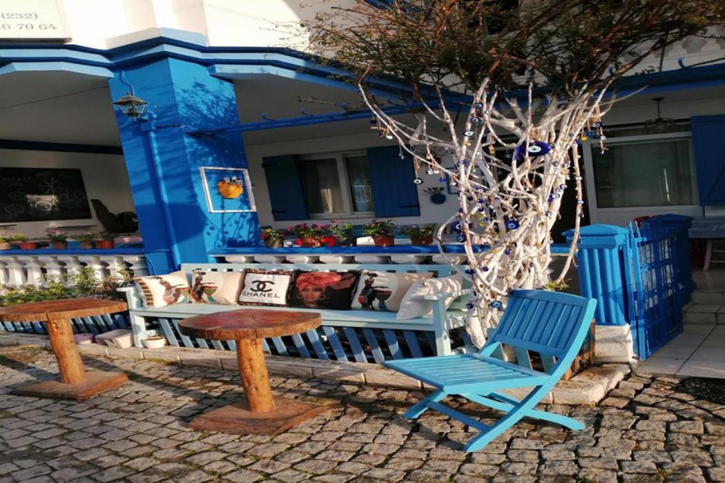Beyaz Ev Hotel Алачати Экстерьер фото